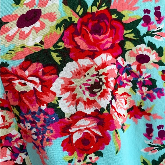 Floral Robe - Picture 2 of 3